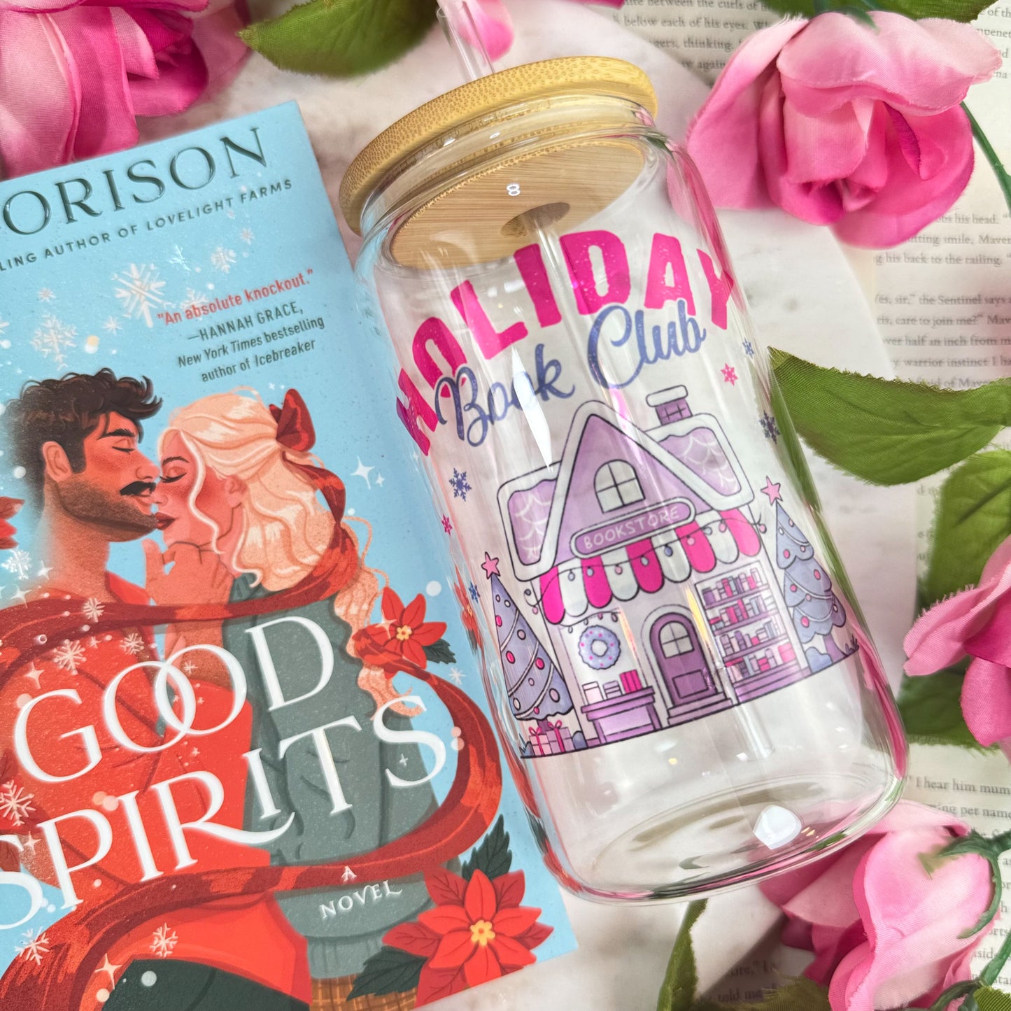 Holiday Book Club Bookstore Clear Glass Cup with Bamboo Lid & Straw