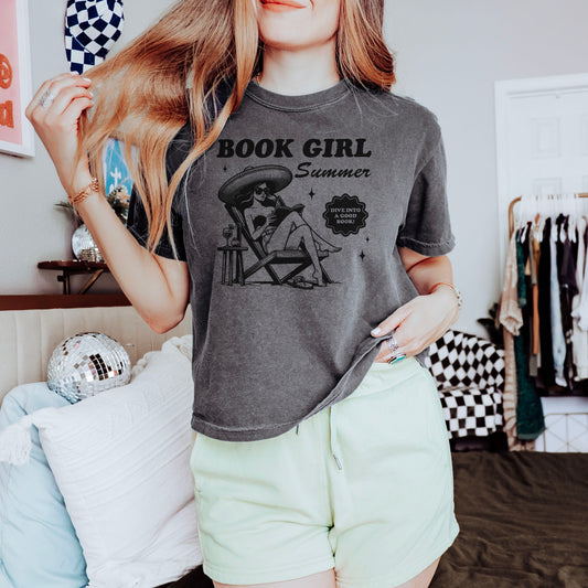 Book Girl Summer Boxy Cropped Shirt – Retro Bookish Comfort Colors Tee