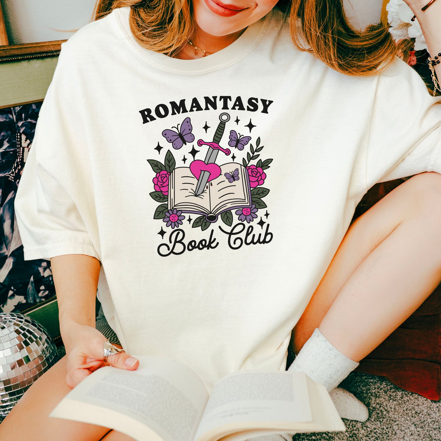 Romantasy Book Club Comfort Colors Shirt