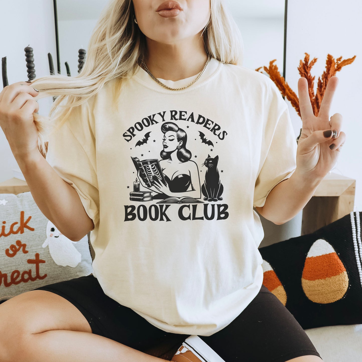 Spooky Readers Book Club Comfort Colors Shirt | Premium Heavyweight Halloween Bookish Tee for Readers