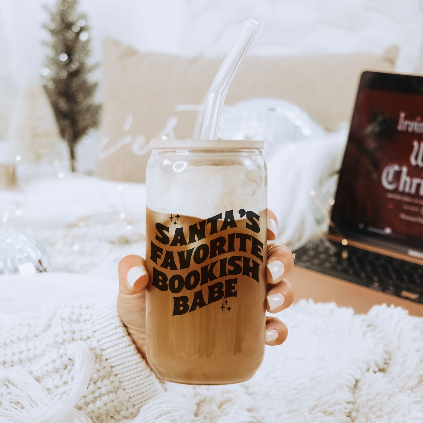 Santa’s Favorite Bookish Babe Clear Glass Cup With Bamboo Lid And Straw