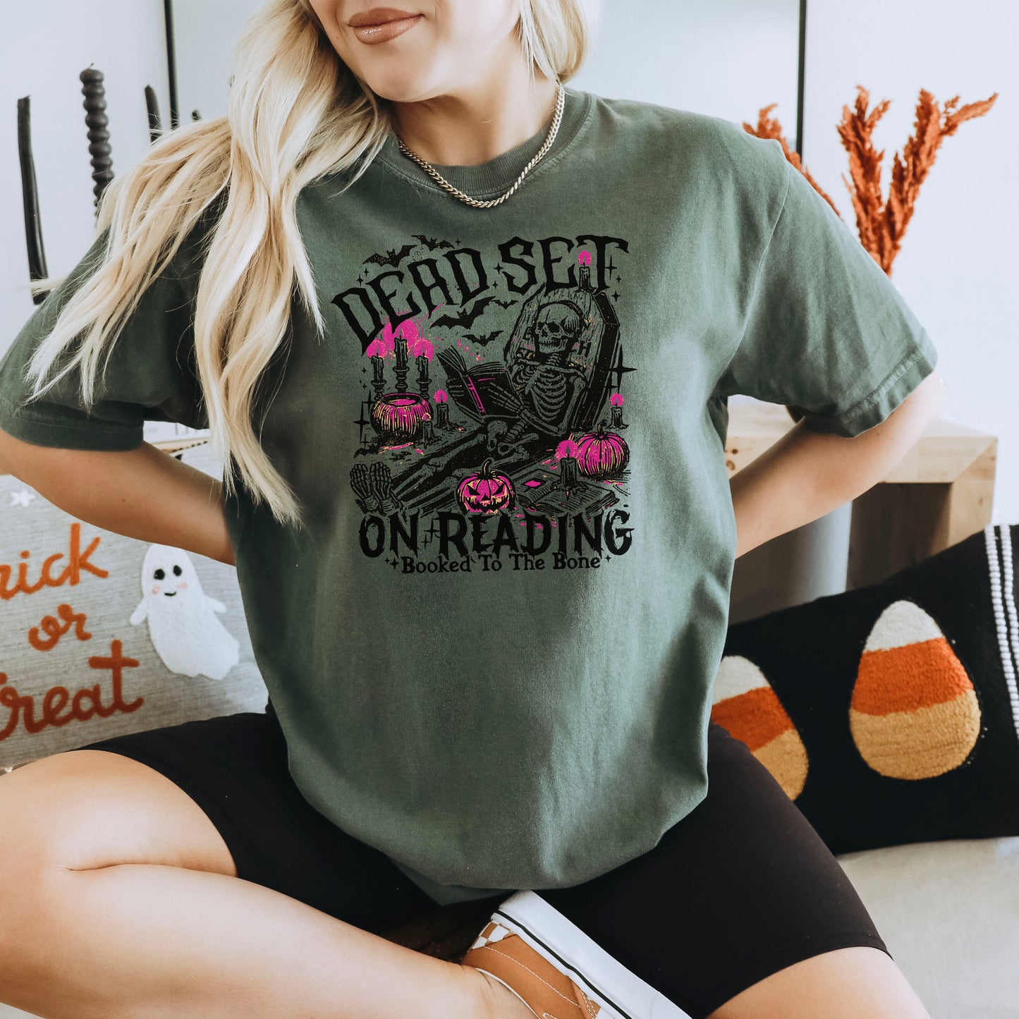 Dead Set On Reading - Comfort Colors Heavyweight Shirt | Halloween Bookworm Tee