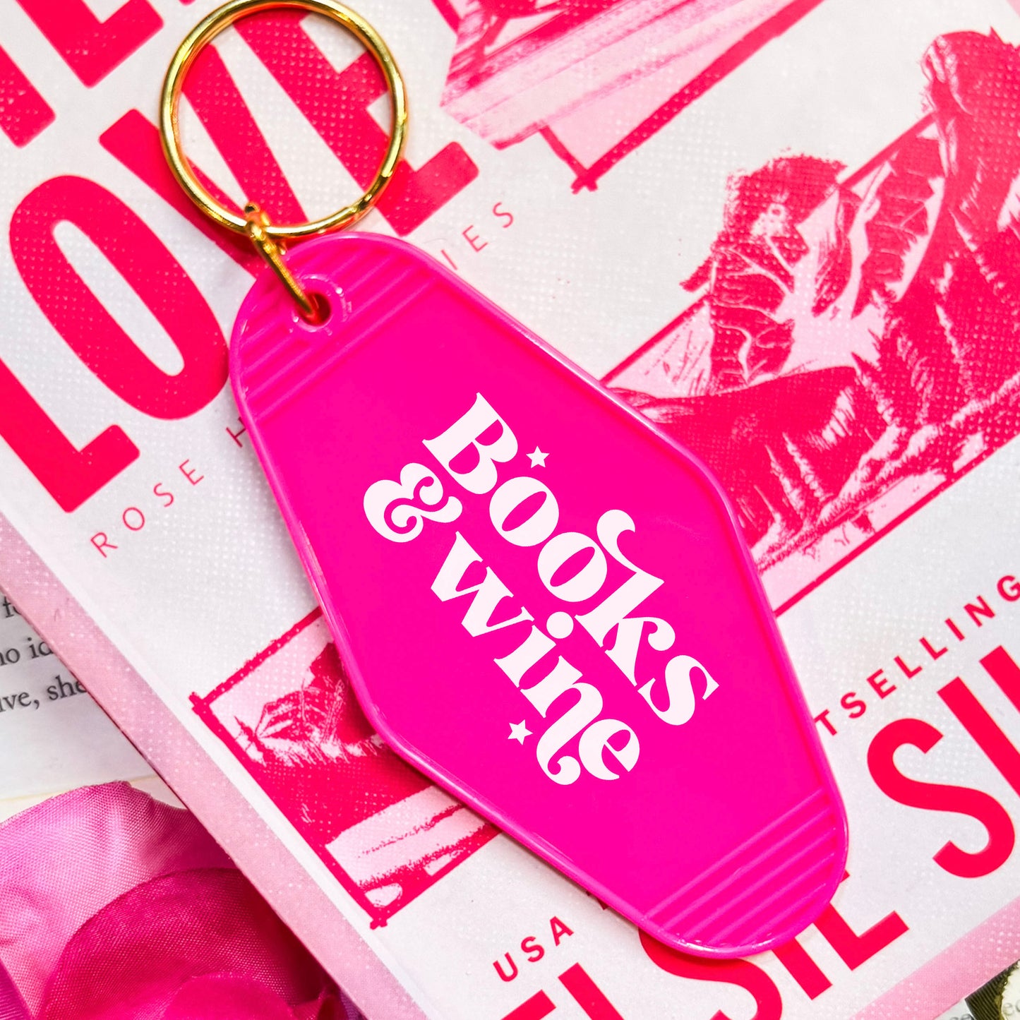 Books And Wine Retro Motel Keychain