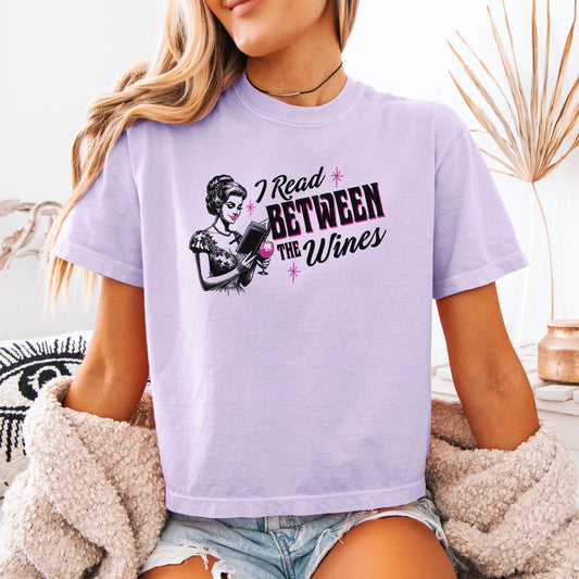 I Read Between The Wines Heavyweight Comfort Colors Boxy Cropped Shirt