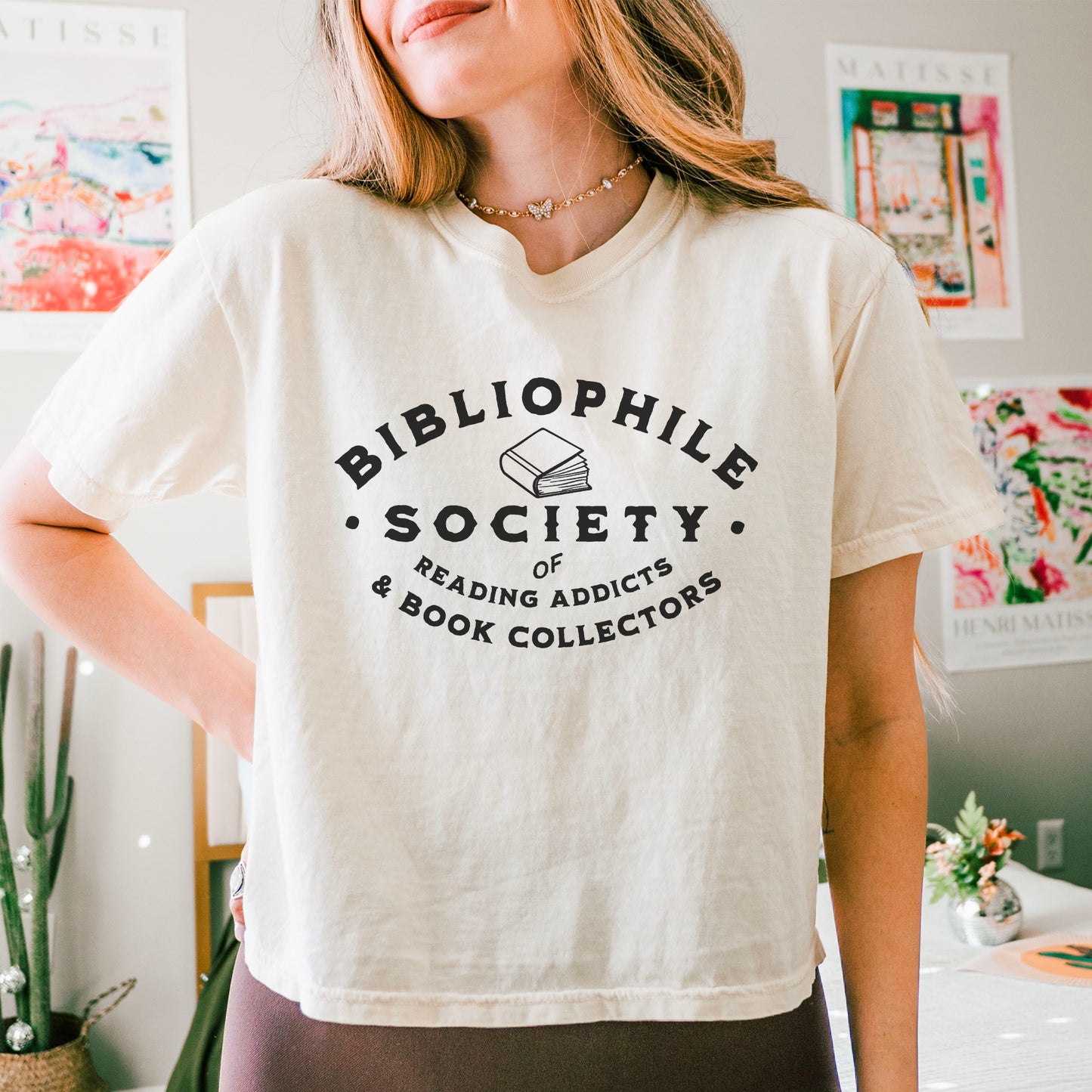 Bibliophile Society Comfort Colors Boxy Cropped Shirt