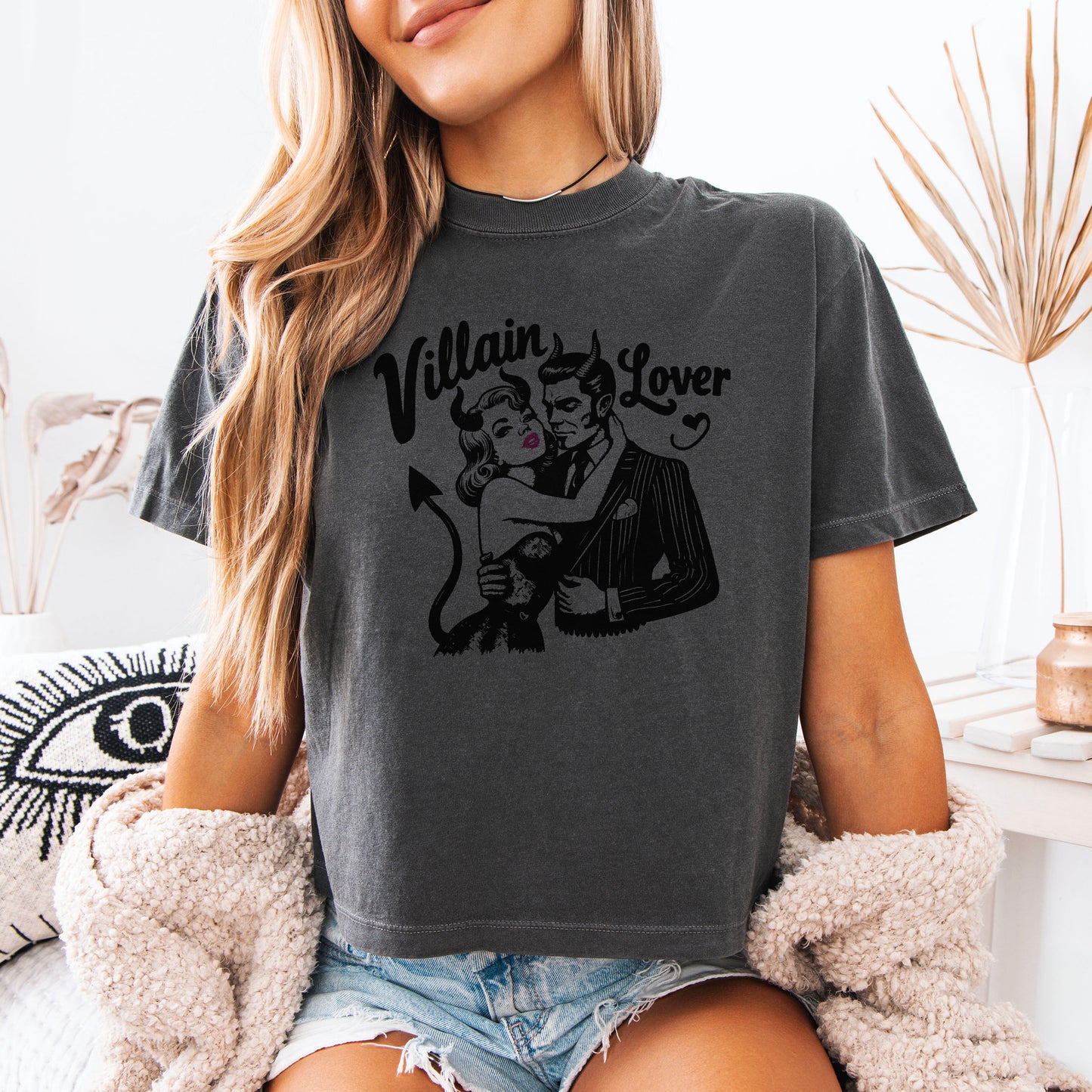 Villain Lover Premium Cropped Boxy Comfort Colors Shirt